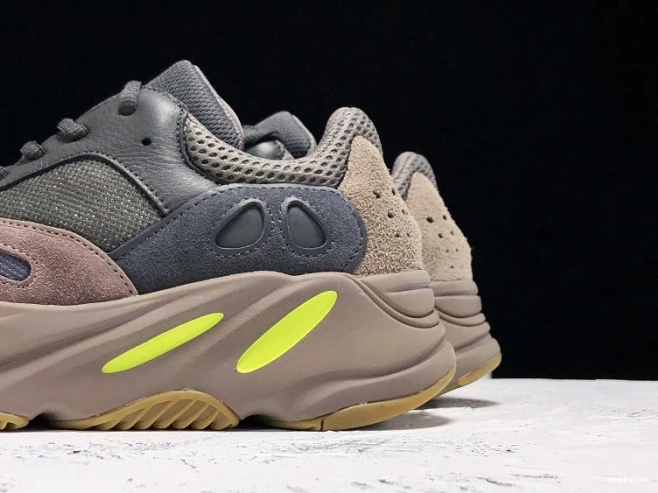 Runner EE9614 Adidas Yeezy Boost 700 